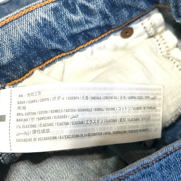 Abercrombie & Fitch The Slim Straight Ultra High Rise Jeans Medium Wash 26/2 - Picture 9 of 10